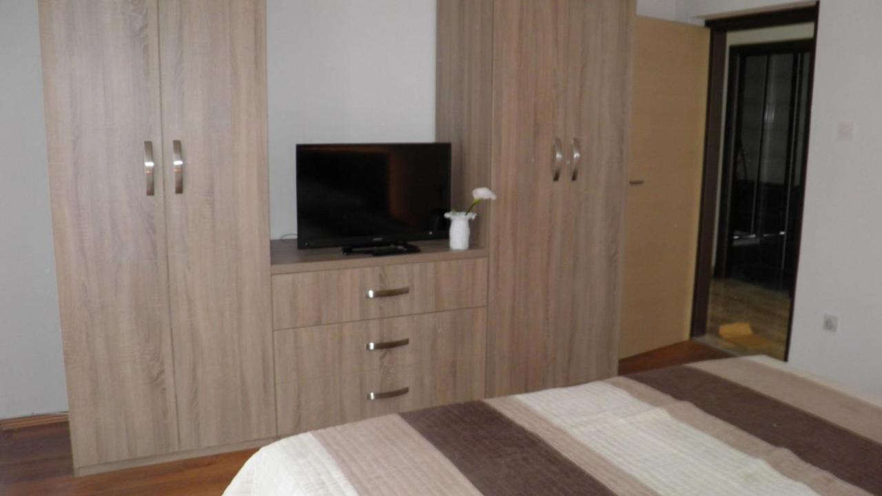 Apartmani S Dvije Spavace Sobe 4 Osobe Selce Esterno foto